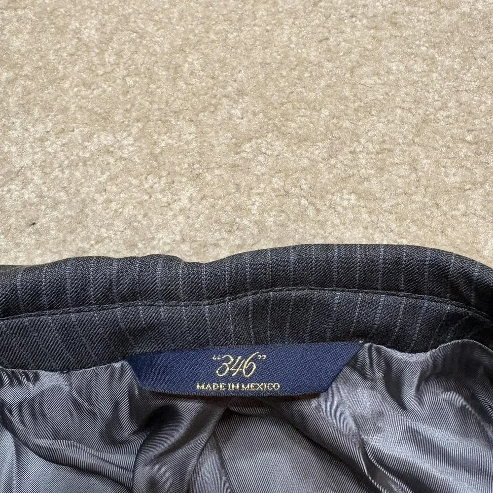 Brooks Brothers 346 Blazer Suit Jacket Mens 37R Gray Pinstripe Sport Coat Stretc